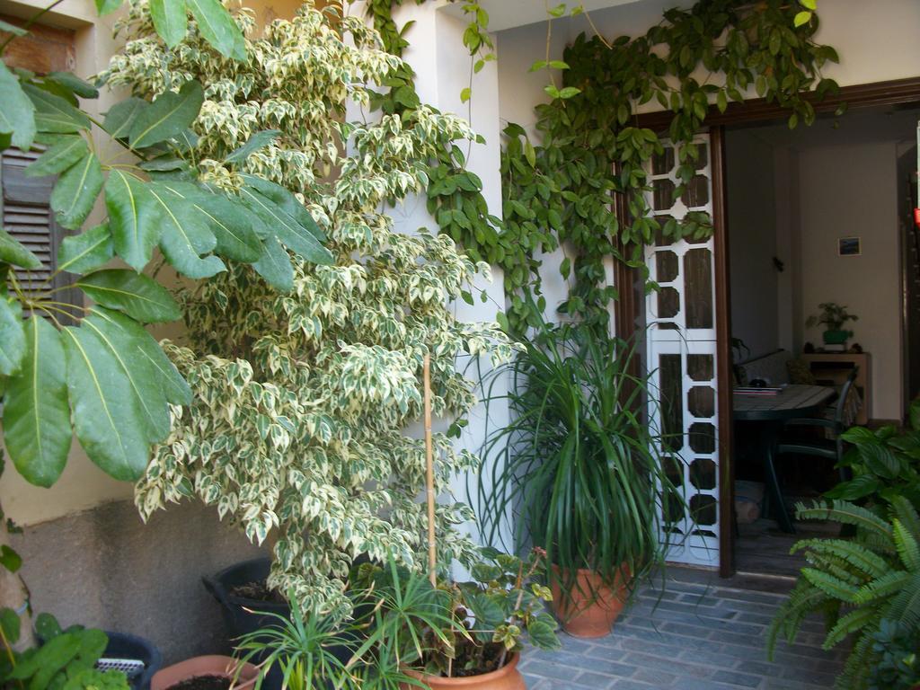Jasmine'S Guest House Karlovassi Bilik gambar